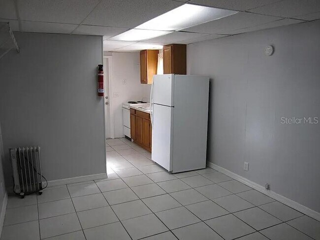 28 N Grosse Ave Unit C