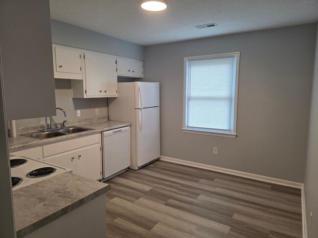 Photo - 29 Mustang Ct