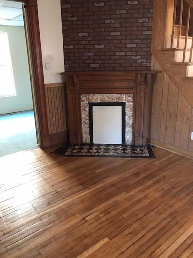 Photo - 3 bedrooms 2 full baths