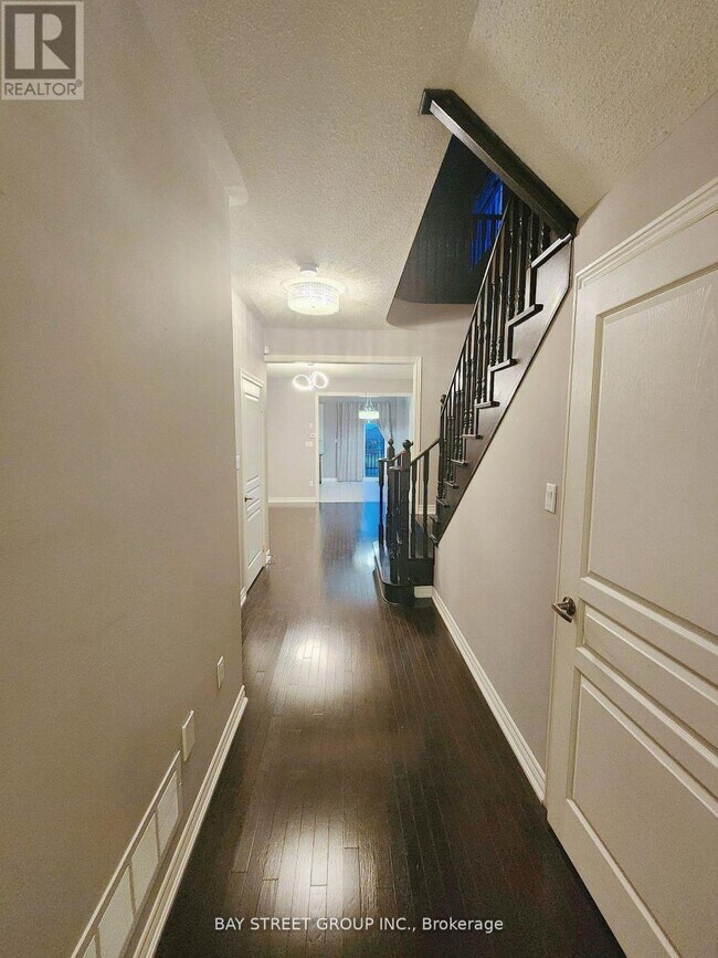 Photo - 93 Alexie Way