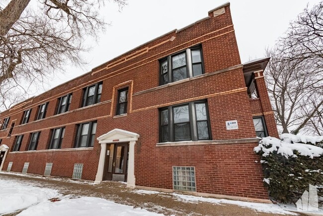 Building Photo - 3602 W Grace St