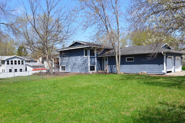 Photo - 9201 Forestview Ln N