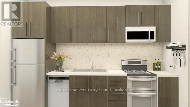 Photo - 303 - 410 FIRST STREET N Unit 303