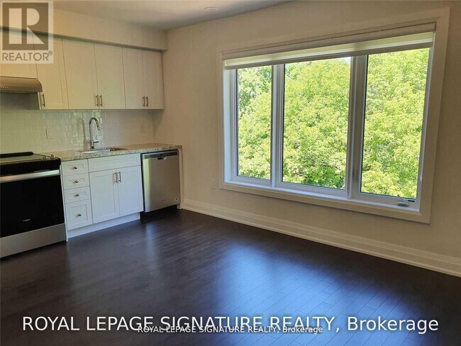 Photo - 25 Wild Rose Gardens Unit 2