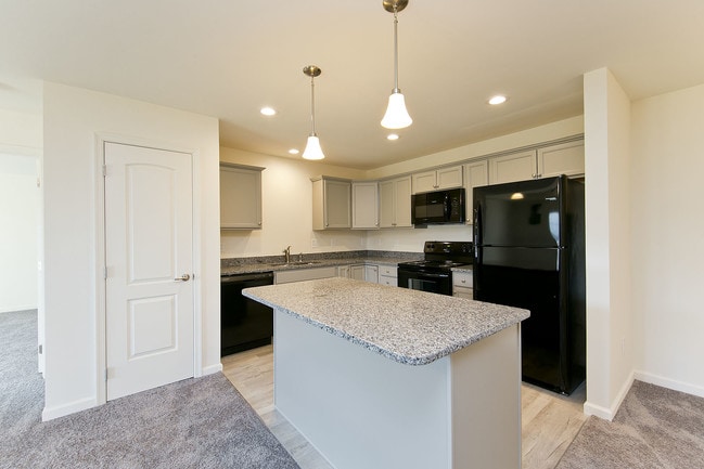 PRIORITY PLACE APTS