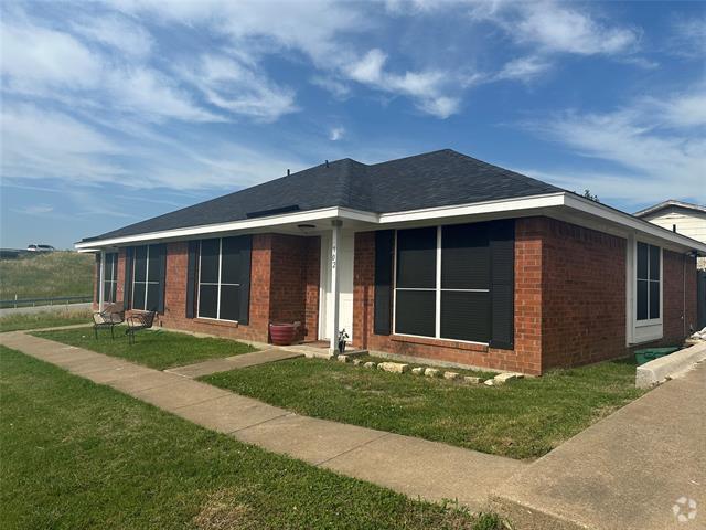 Building Photo - 902 Overlook Dr Rental