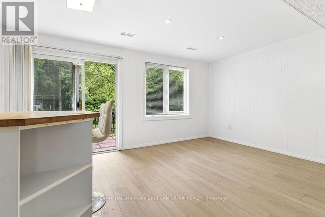 Photo - 231 Goulding Ave