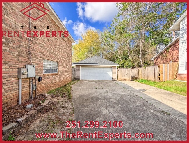 Photo - 7210 Ashmoor Dr N