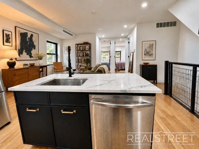 Spacious 3-Bedroom Duplex with Private Outdoor Space in Ocean Hill