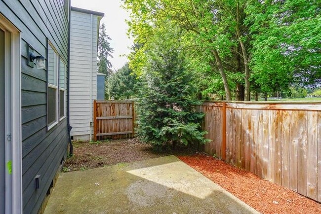 Photo - 5824 NE 80th Ct