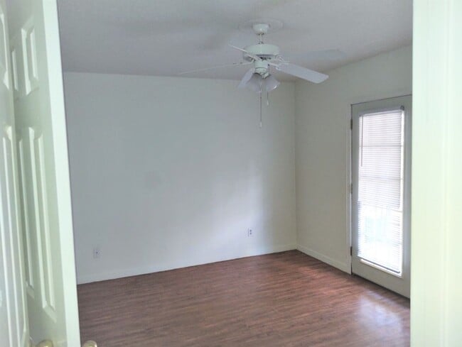 Photo - 908/910-910 Allen St Unit 908