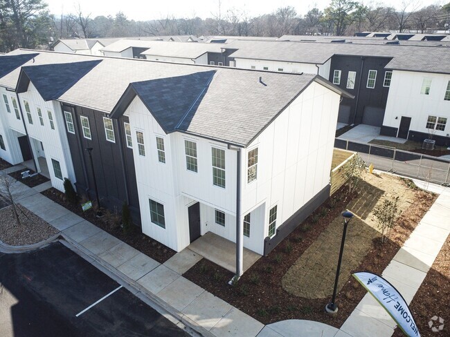 Building Photo - West Row Lofts & Townhomes