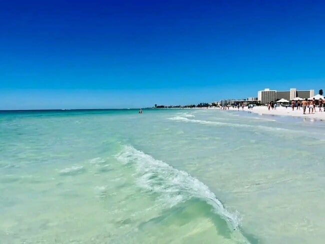 Photo - 1055 W Peppertree Dr Unit 5th