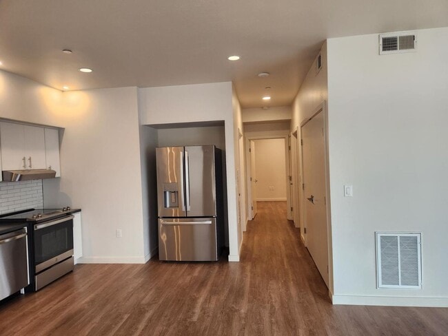 Photo - Ground Floor, Corner Unit 2 Bed/2 Bath Flat - This is a specially designed ADA Unit Unit 103