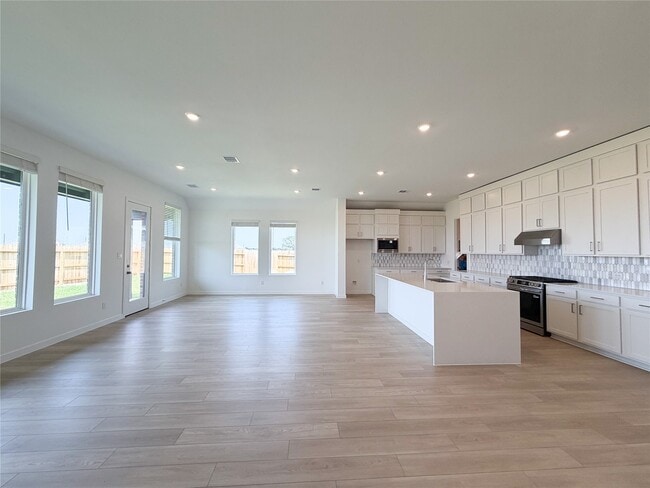 Photo - 2503 Pine Bluff Dr