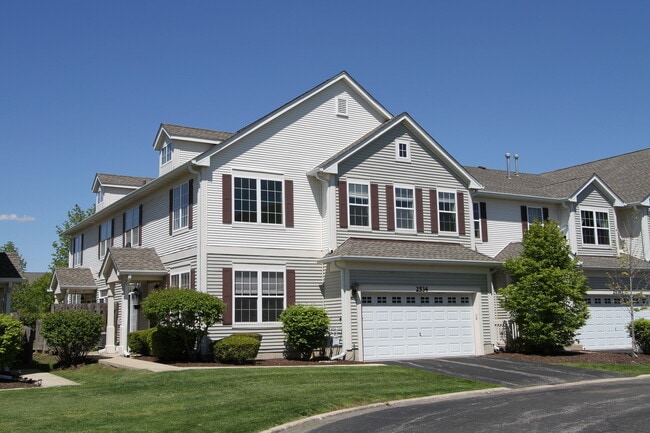 Building Photo - 2534 Hillsboro Blvd Rental