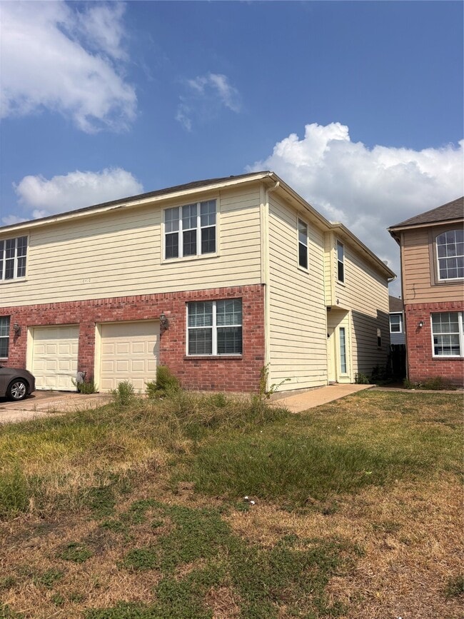 Building Photo - 6410 Waldron Dr Unit B Rental