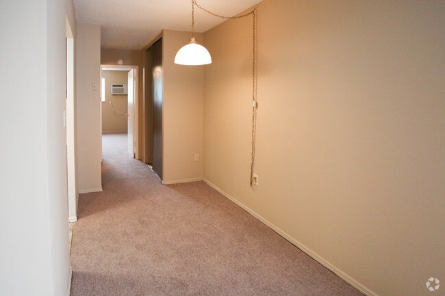 Cabana West Apartments