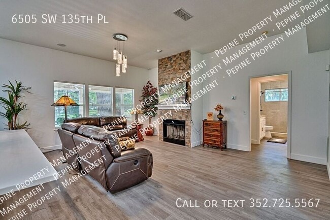 Photo - 6505 SW 135 Pl