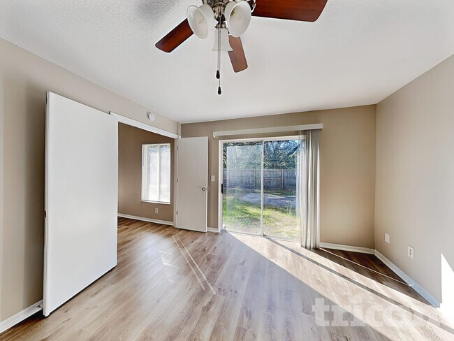 Photo - 1330 Gangplank Dr