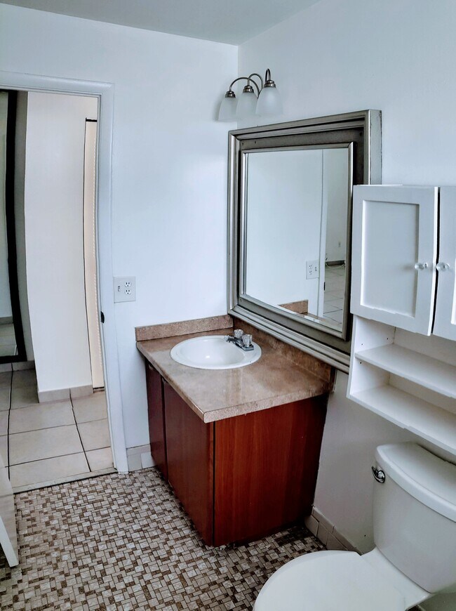 Photo - 325 SE 2nd St Unit a