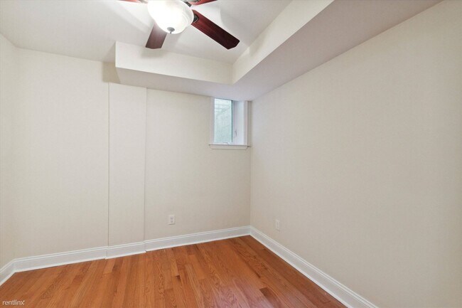 Photo - 4 br, 3 bath Duplex - 1424 WILLINGTON ST U...