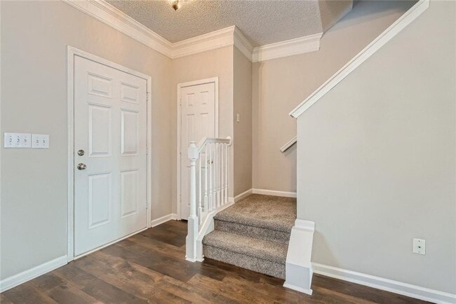 Photo - 707 Breeze Ln