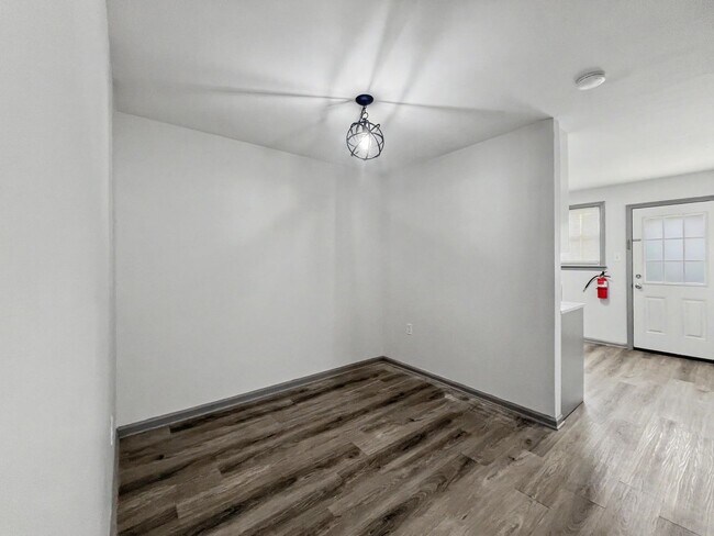 200 E. Maple Avenue