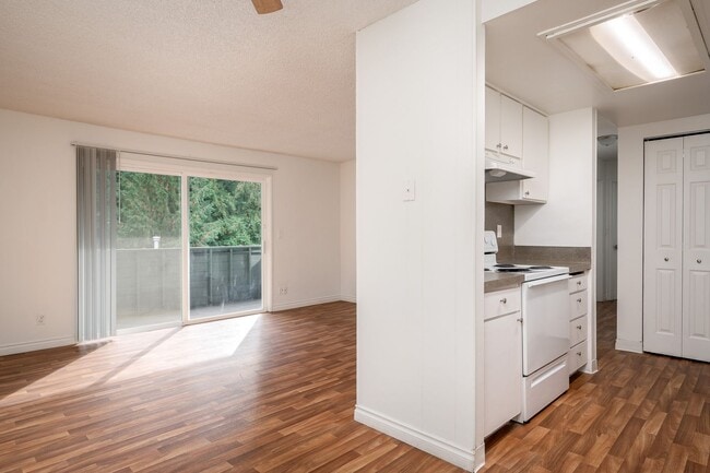 Photo - Edgewood Manor