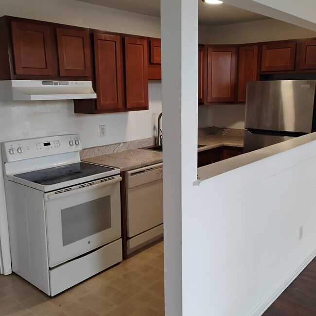 Photo - 137 Lancaster St