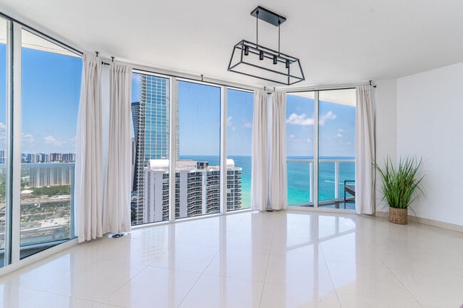 Photo - 16699 Collins Ave Condo Unit # 3207
