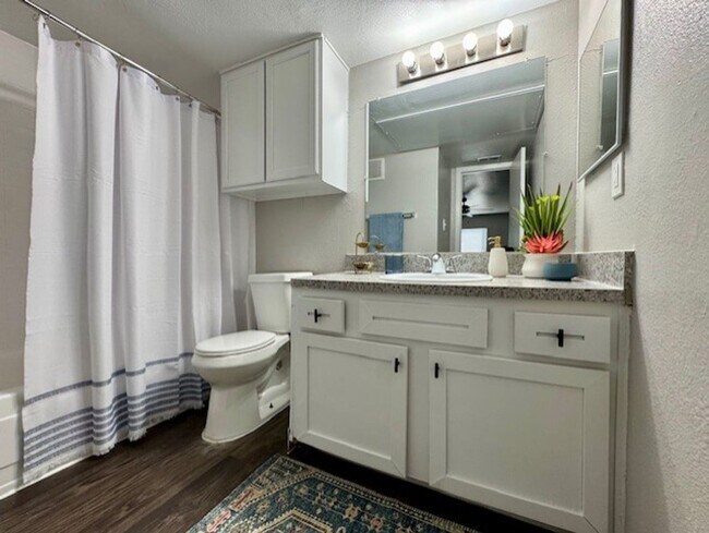 Photo - Creeks Edge Apartments