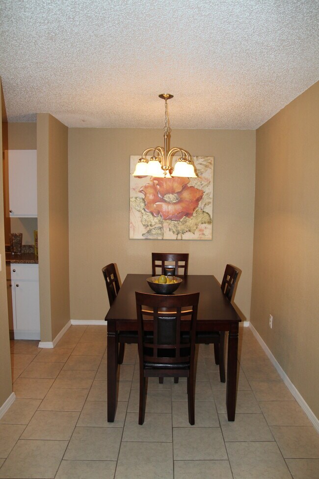 Photo - MacArthur Crossing