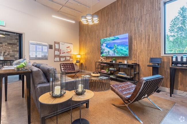 Leasing Office