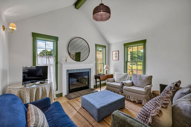 Photo - 265+ acre horse farm in Leipers Fork, TN