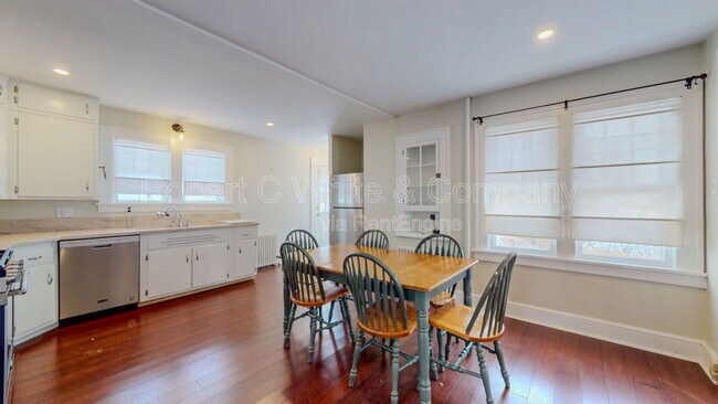 Photo - 2 Currituck Rd