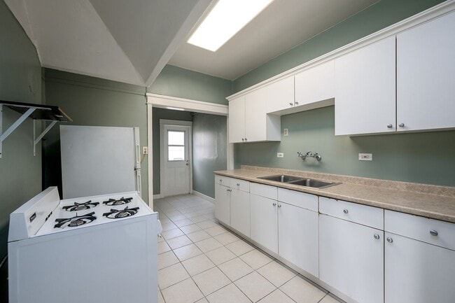 Photo - Spacious 1 Bed 1 Bath with Balboa Park Views Unidad 2820 6th Ave - 8