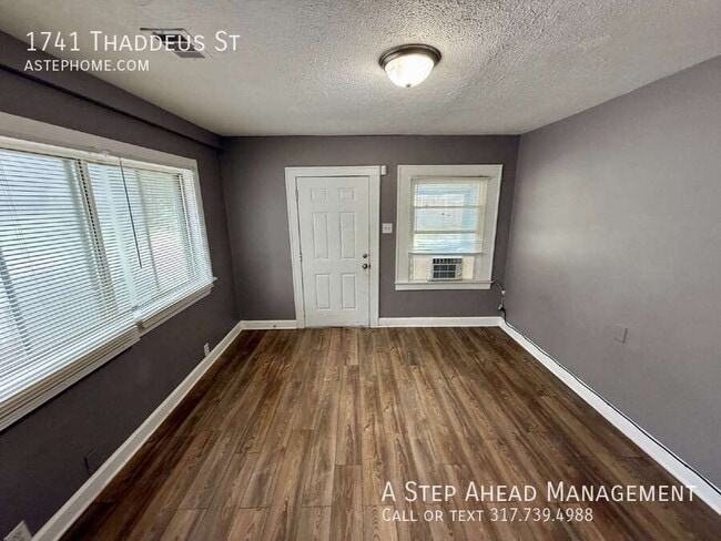 Photo - 1741 Thaddeus St