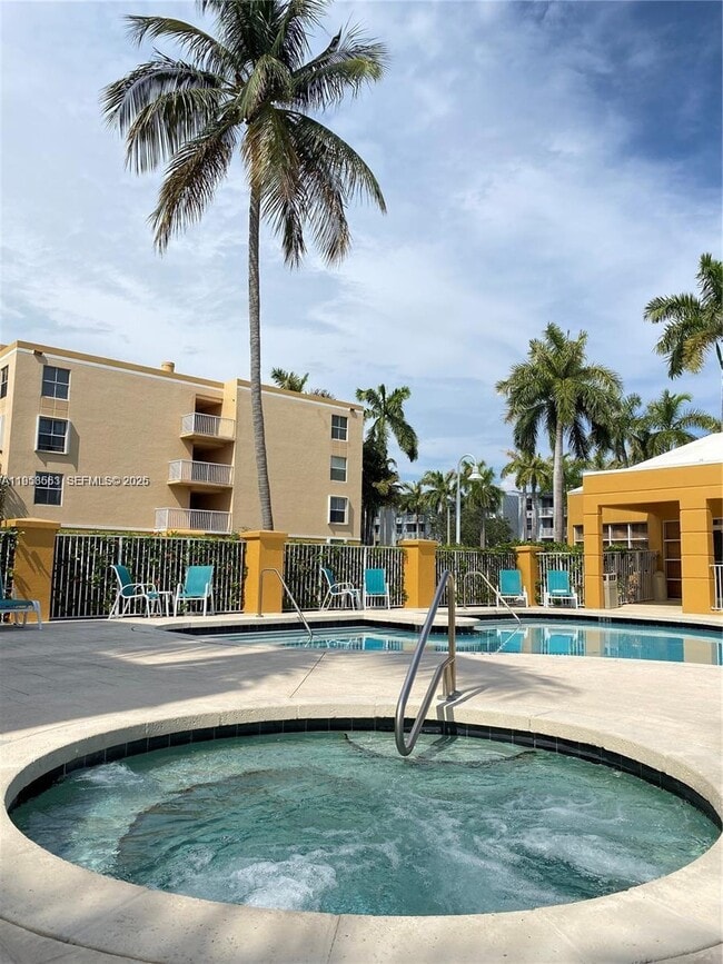 Photo - 1350 SE 3rd Ave Unidad 212