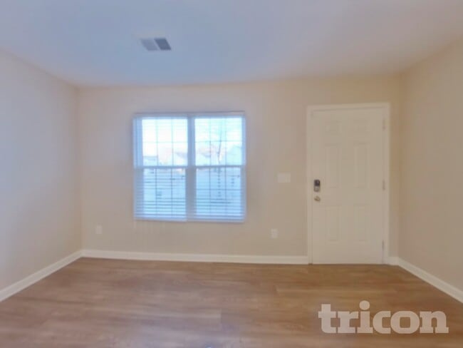 808 Gunnar Dr