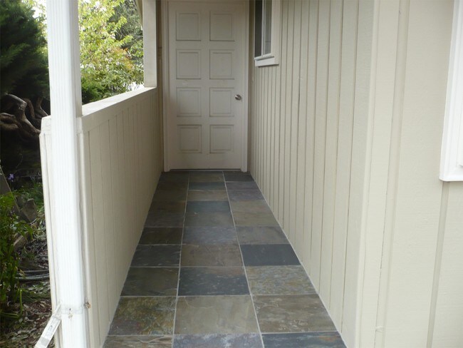 Photo - 2711 NW Coolidge Way