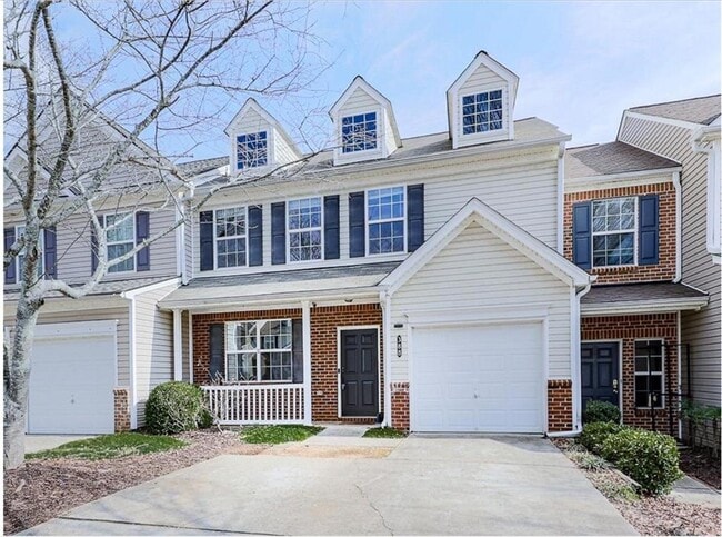 Photo - 388 Weatherstone Pl