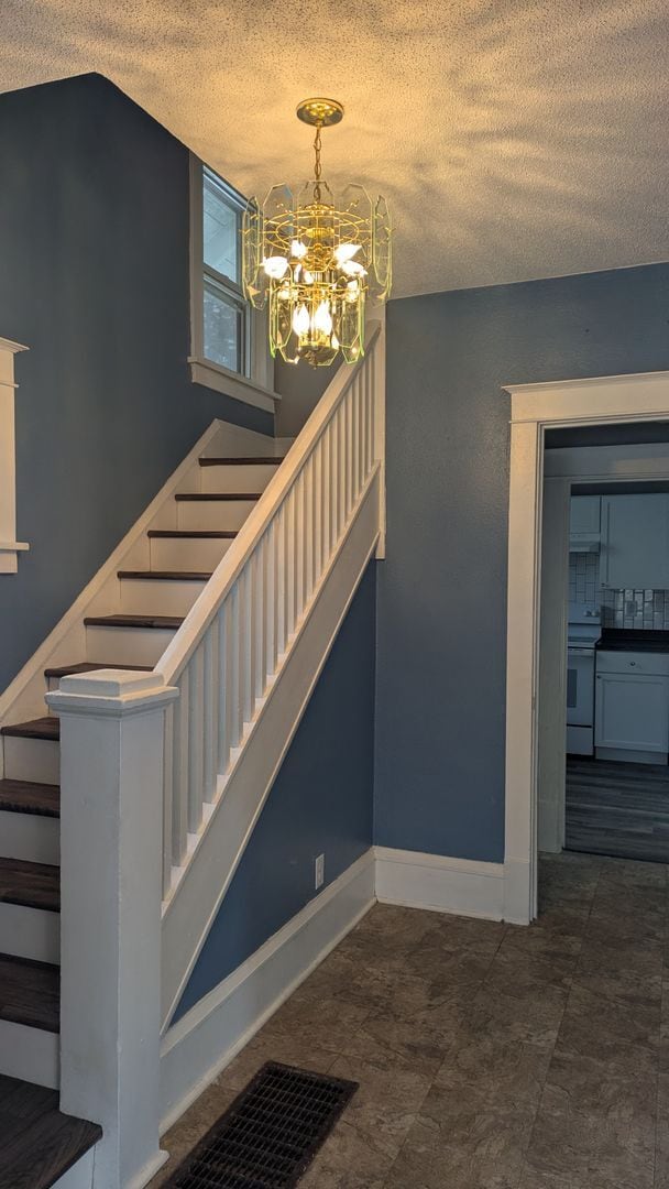 Photo - 3 Bedroom 1 bath home with lots of updates!