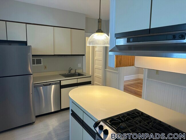 Photo - 57 Hawthorne St Unidad 2