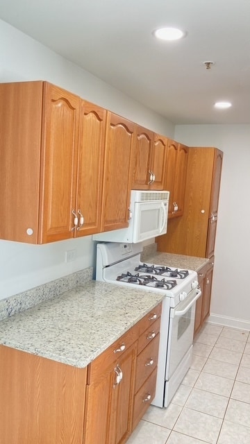 Photo - 21W581 North Ave Unidad 51