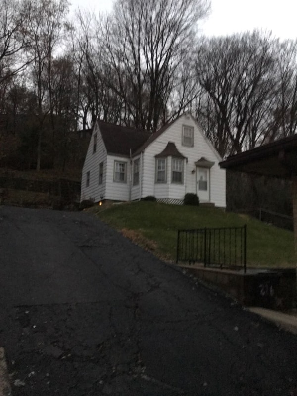 Photo - 226 Johnson St