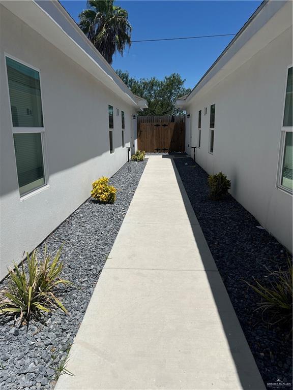 Photo - 11 Avenue Unit 2