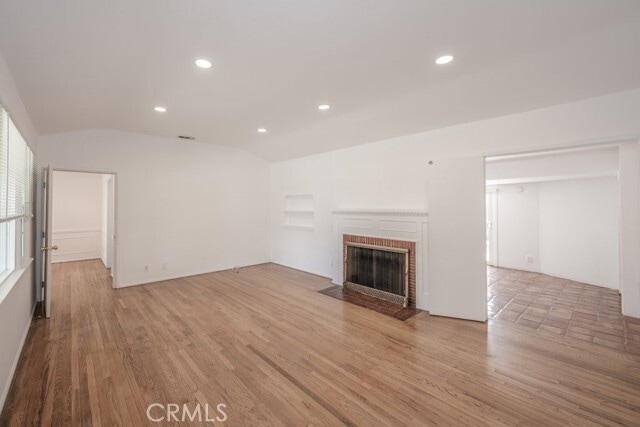 6229 Agnes Ave