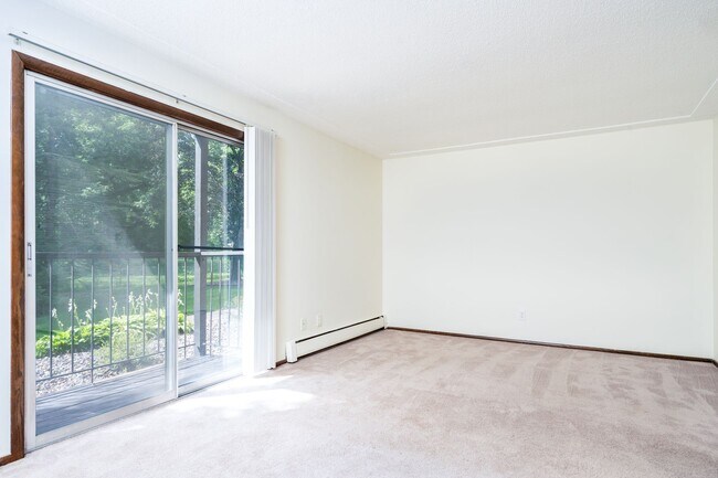 Nicollet Woods Apartments