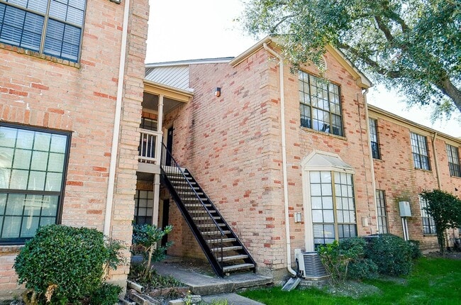 Photo - 2255 Braeswood Park Dr Unit 168